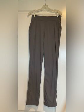 Columbia Gray Straight Leg Hiking Pants